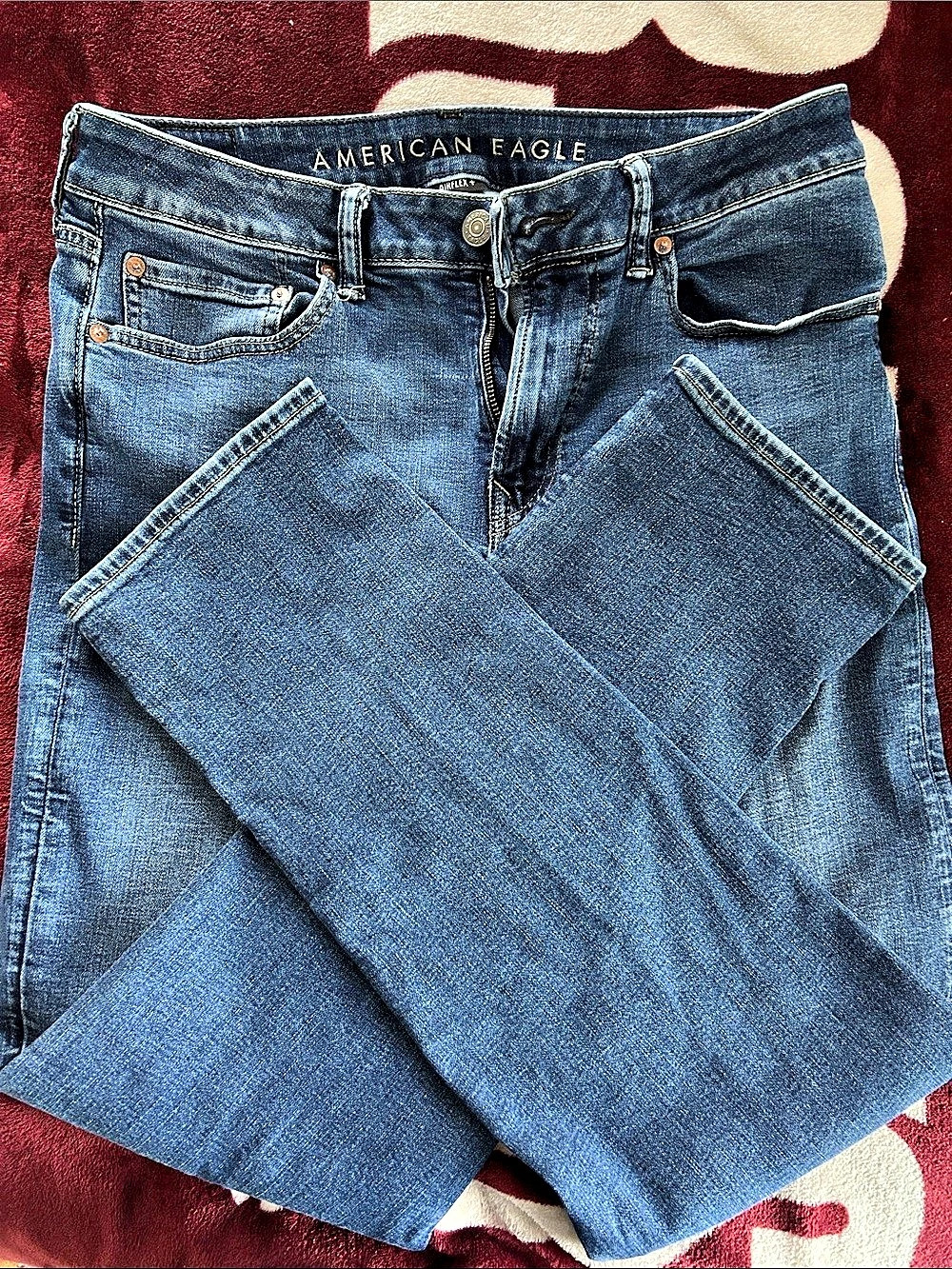 Men’s American Eagle Airflex Jeans Size 32 X 34 . Very good condition